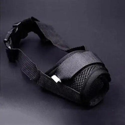Black Breathable Anti Barking Adjustable Dog Muzzle Nylon Straps Anti Biting Dog Muzzles Cool Pets Accessories